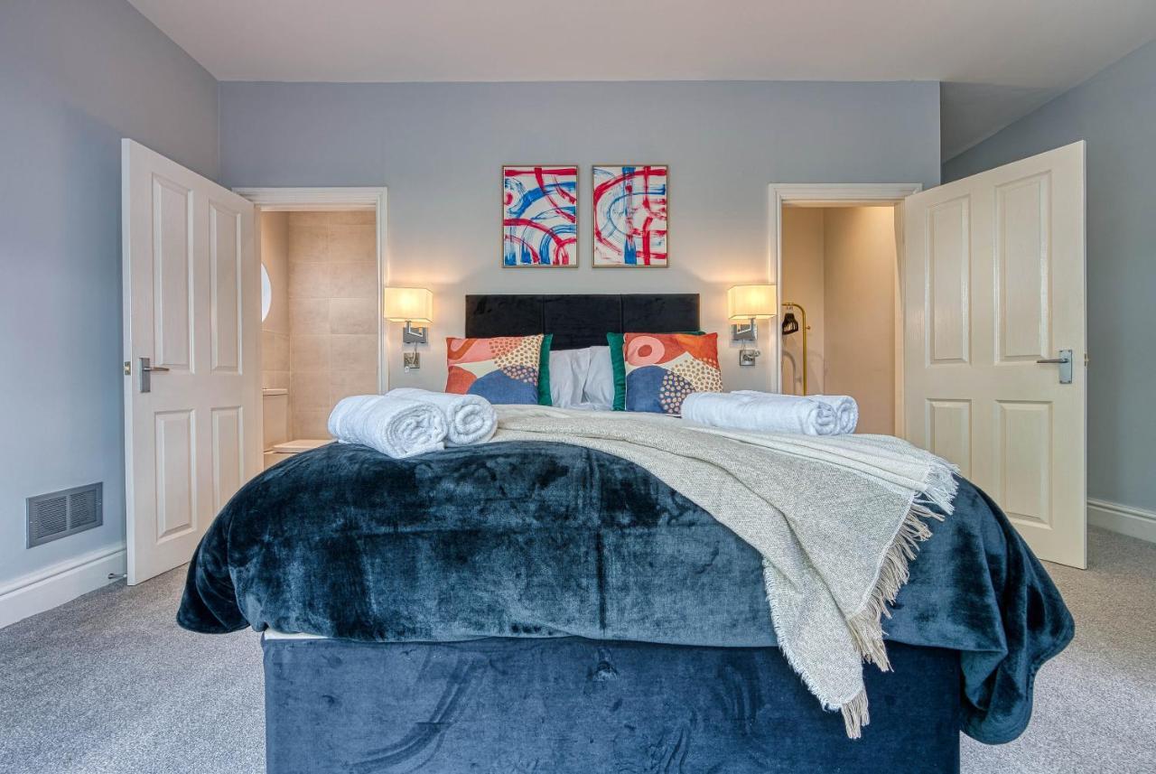 Spacious Nottingham Abode - Sleeps 16 Экстерьер фото