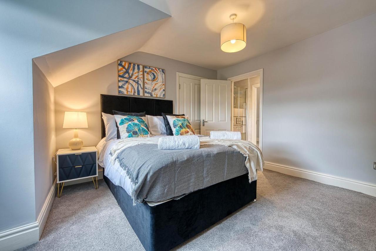 Spacious Nottingham Abode - Sleeps 16 Экстерьер фото