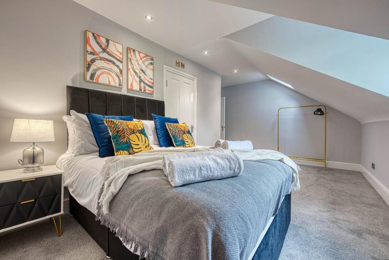 Spacious Nottingham Abode - Sleeps 16 Экстерьер фото